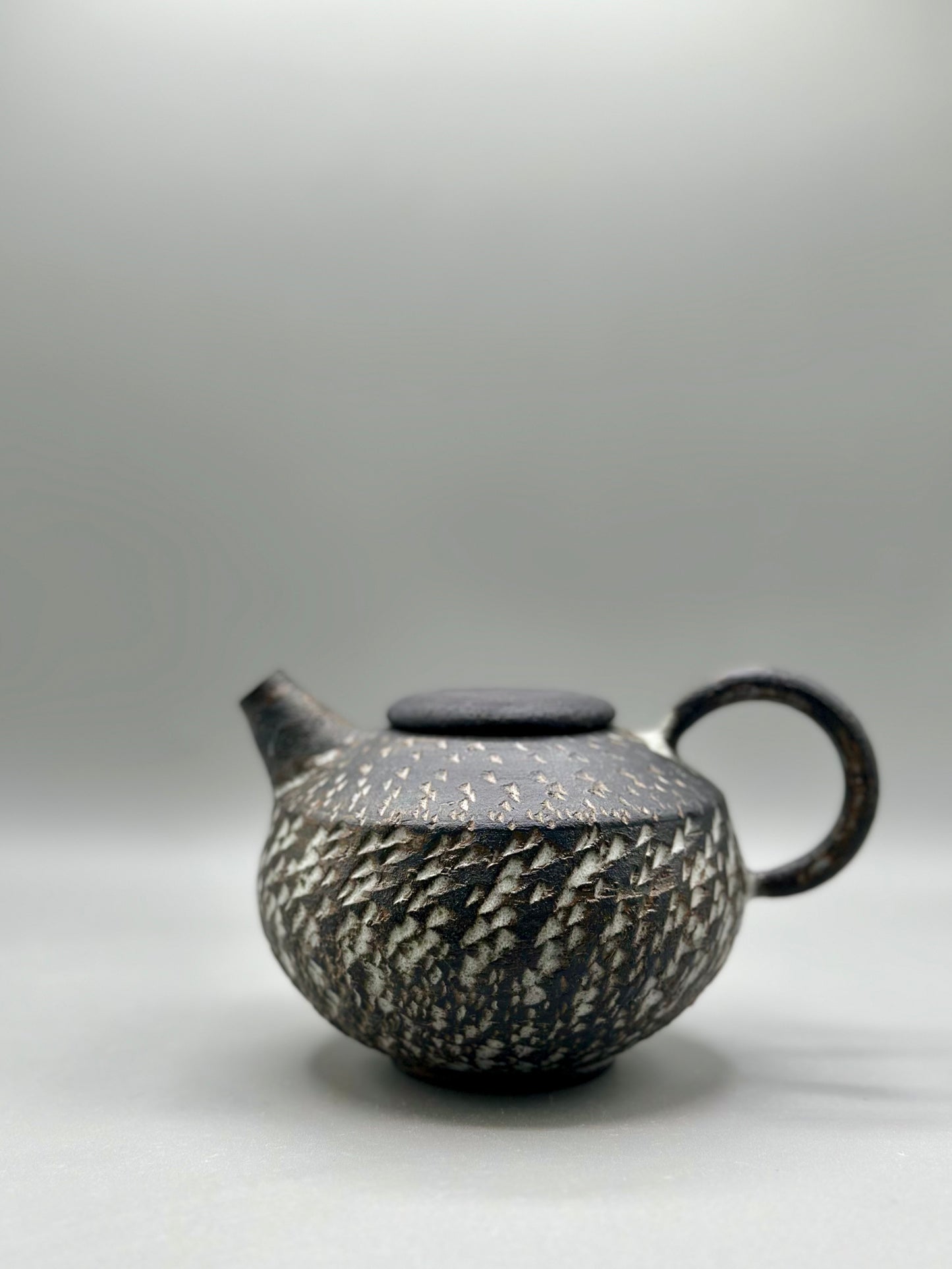 310 ml Ceramic Teapot