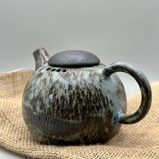 270 ml Ceramic Teapot